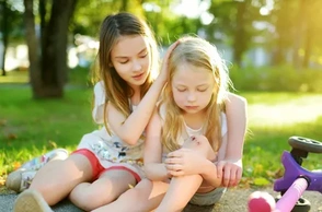 К чему снится подруга детства